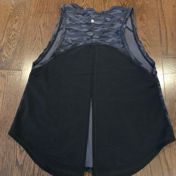 🔥 3/$20 CRZ YOGA breezy camo mesh back top SM sz 4/6 - Picture 9 of 11